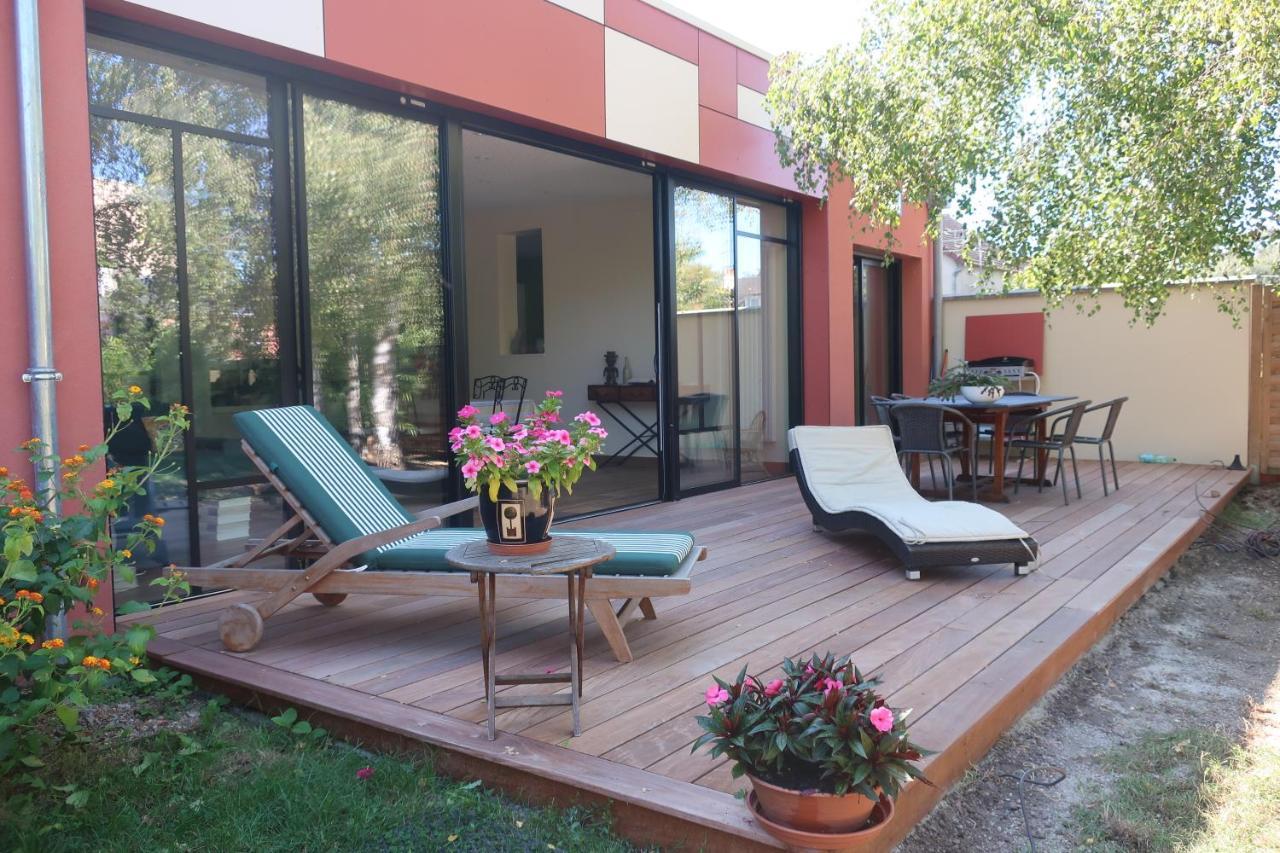 Au Jardin De L'Eventail Bed & Breakfast เลอม็องส์ ภายนอก รูปภาพ